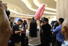 為郭董準備的泳圈